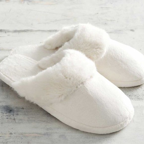 Pottery Barn Shoes - COPY - Faux Fur Slippers, Small, Ivory Alpaca